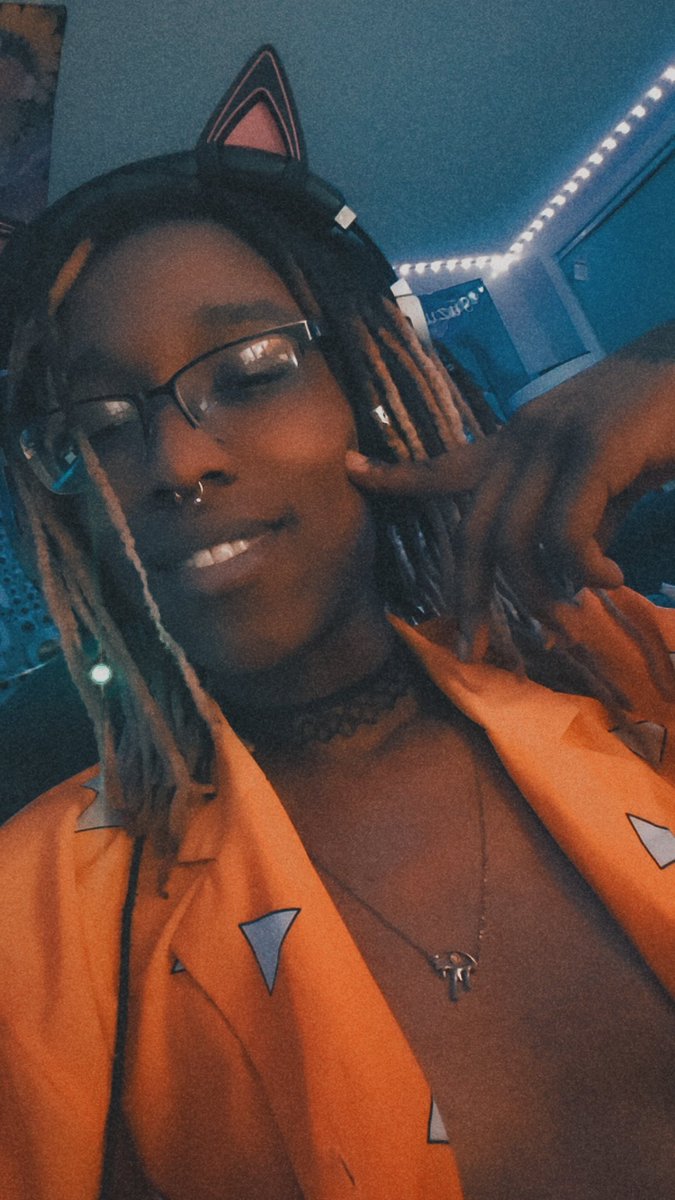 Lunarghosting's tweet photo. Nyahhh 🧡🧡 i cant wait to make more contentss 
#femboy #feminization #caged https://t.co/0GfJS1jFX3