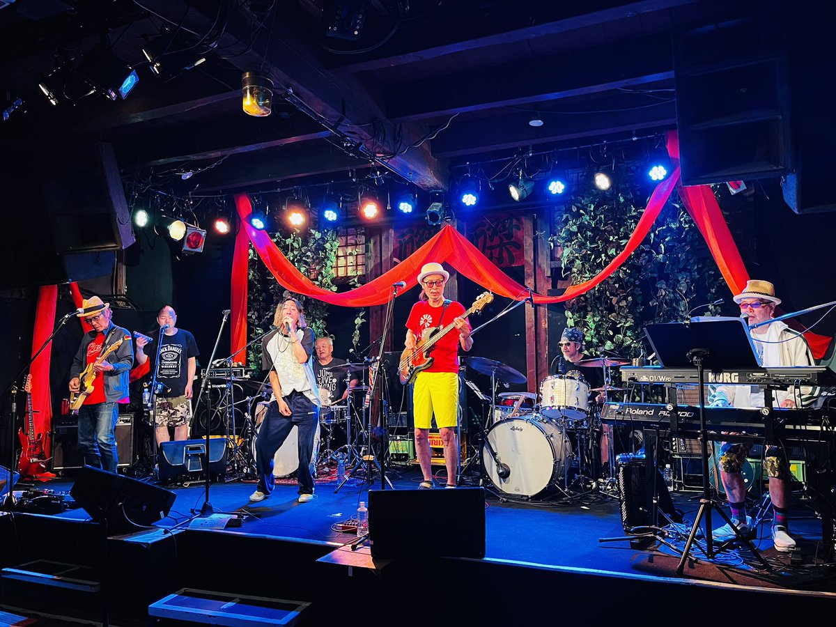 sawamills's tweet photo. 【HOTMOTTOGUMBO 2025】二日目！

正午からリハ始まりまして、
今日も灼熱の京都の中でさらに熱い磔磔でお待ちしています！！ https://t.co/VgemelpvLd