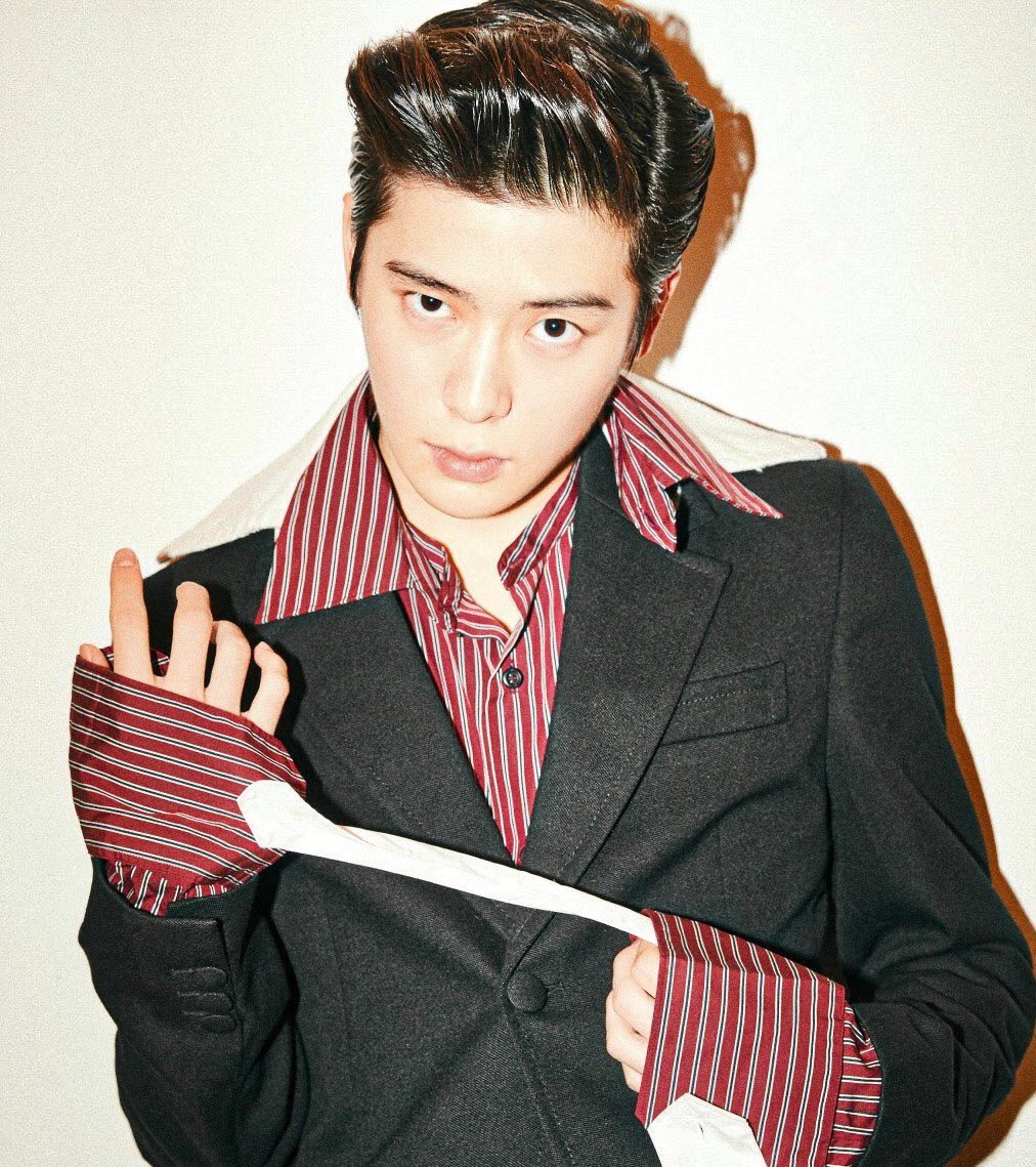 imgift03's tweet photo. แจฮยอน 19                                        แจฮยอน 26 https://t.co/5t6v3LuiyH