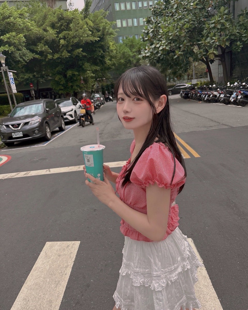 gome_maze's tweet image. 我喝了10000杯西瓜汁〜〜〜〜〜〜〜〜