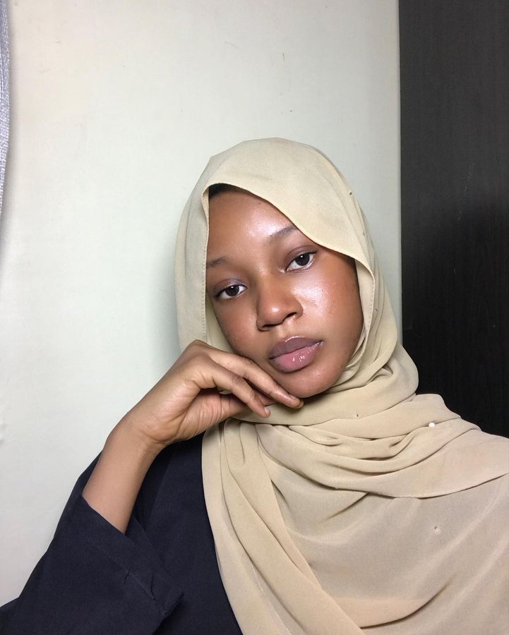 ___ZOYAH's tweet image. Please I need someone to tell me I love you 💔