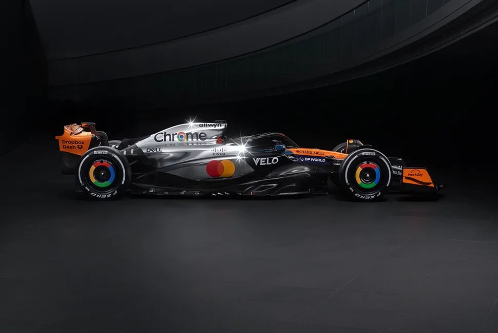 McLarenHatfield's tweet photo. Good luck to the McLaren F1 team at Silverstone

#McLaren #McLarenAuto #McLarenF1 #McLarenHatfield #Silverstone #Chrome https://t.co/7GnVOe39Ud