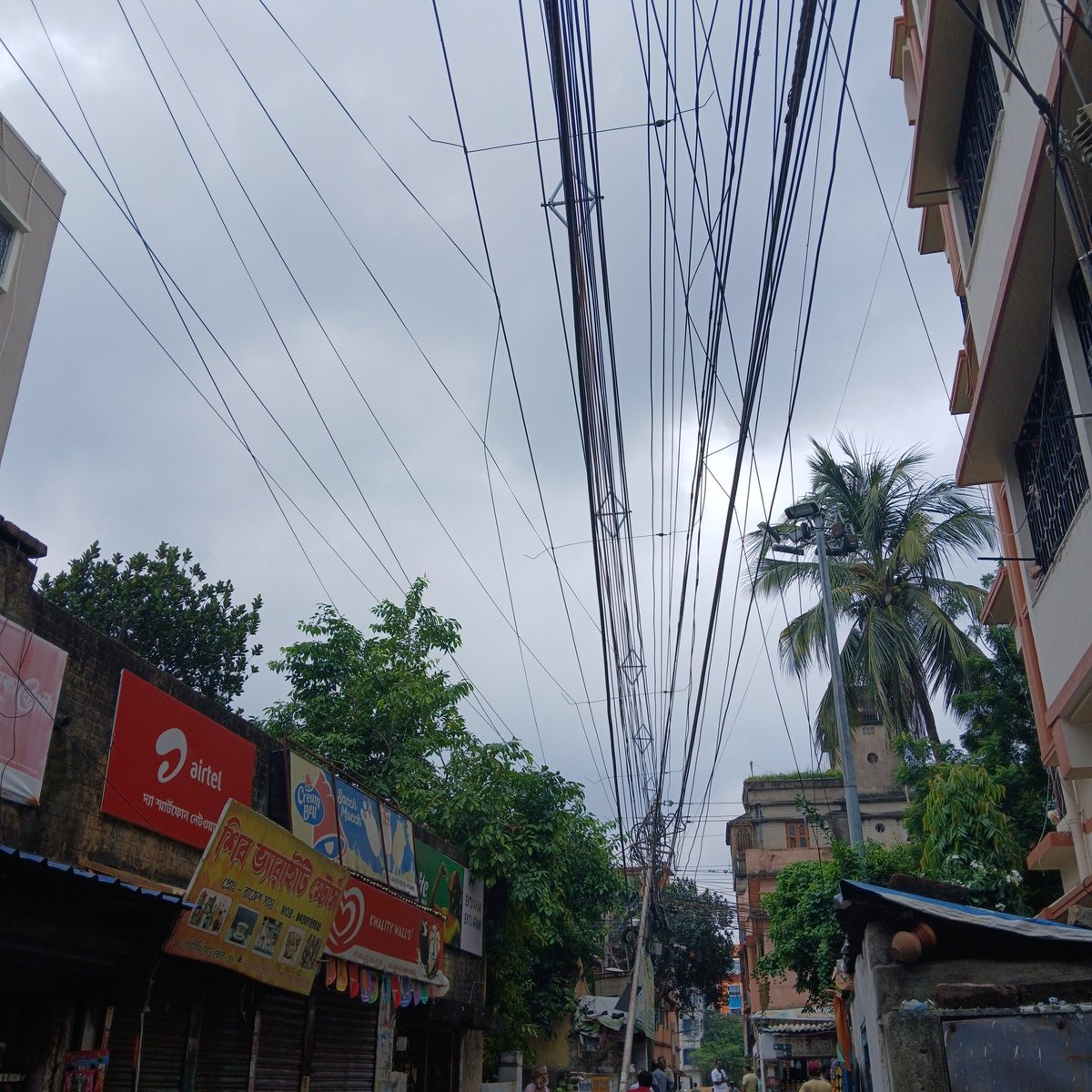 iamroshan_35's tweet image. Kabhi kabhi sochta hun ki itni aachi photography main kaise kar leta hun 😊🫠 #SundayActivity