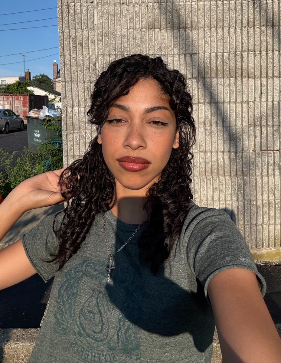 love getting kissed by the sun ☀️