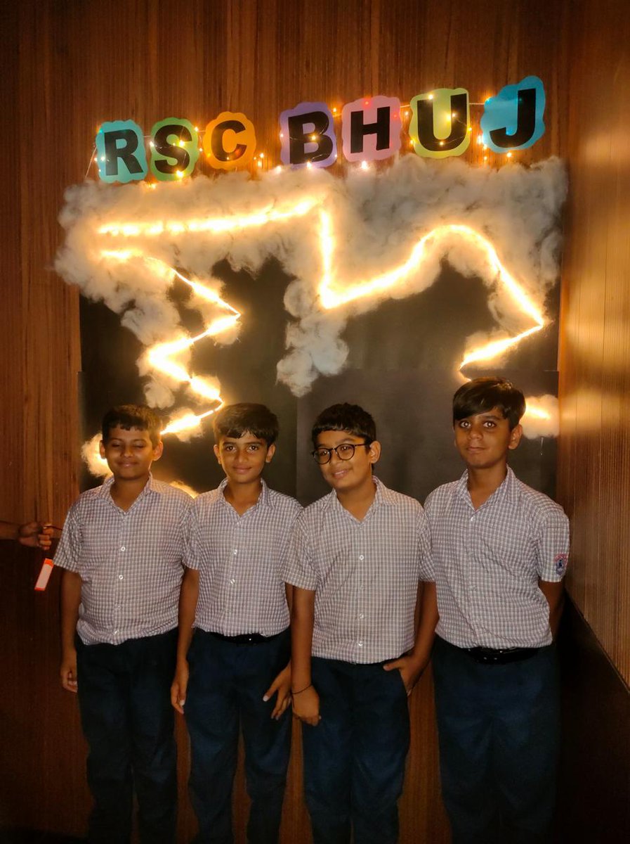 InfoGujcost's tweet photo. #Monsoon, a seasonal wind shift with corresponding #rainfall changes, is a key #climate pattern with significant impacts
Enjoy the #MonsoonScience at our #RegionalScienceCentres
@RSCBhavnagar @RSCRajkot @RscPatan @RscBhuj https://t.co/LnSIJtCtkf