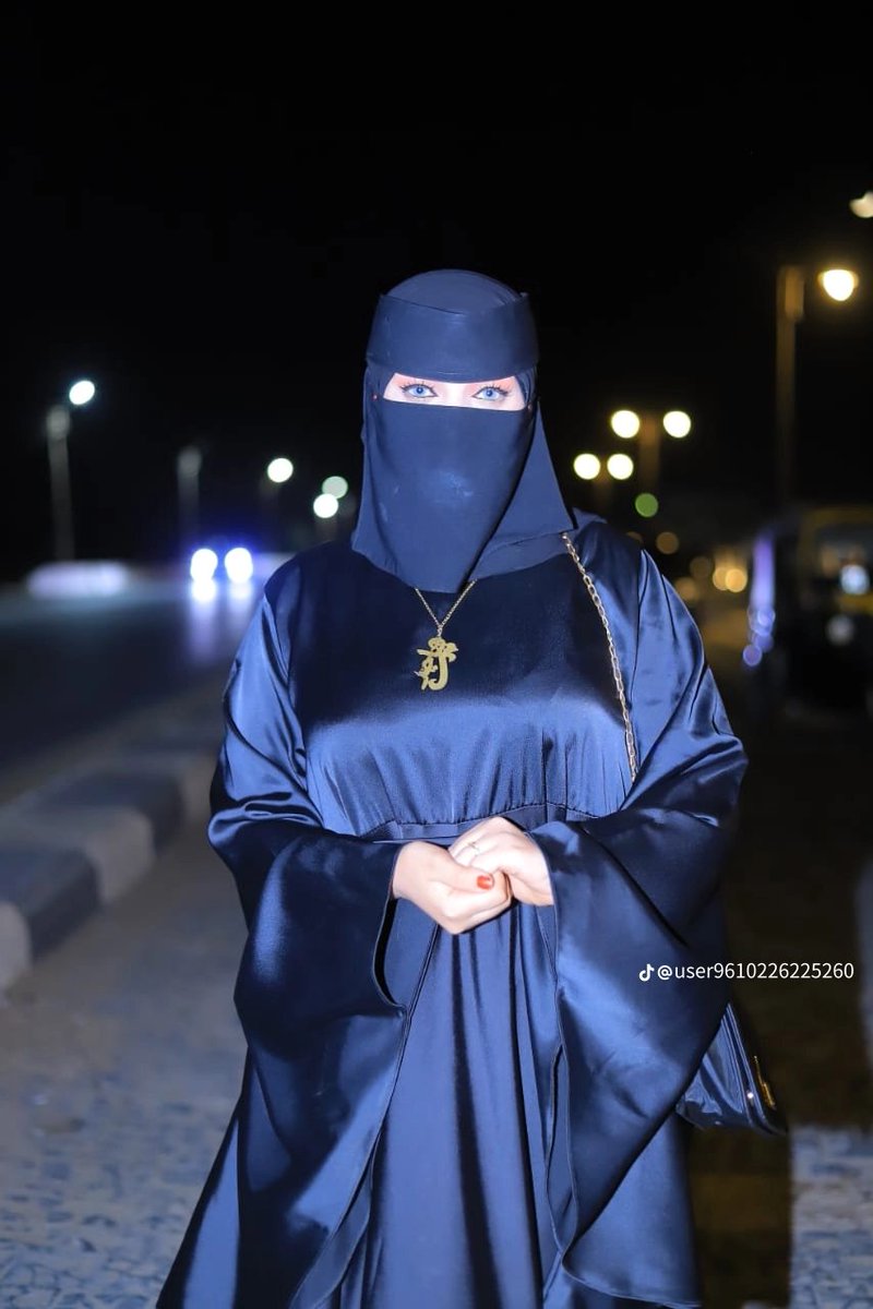 على الله فليتوكل المتوكلون