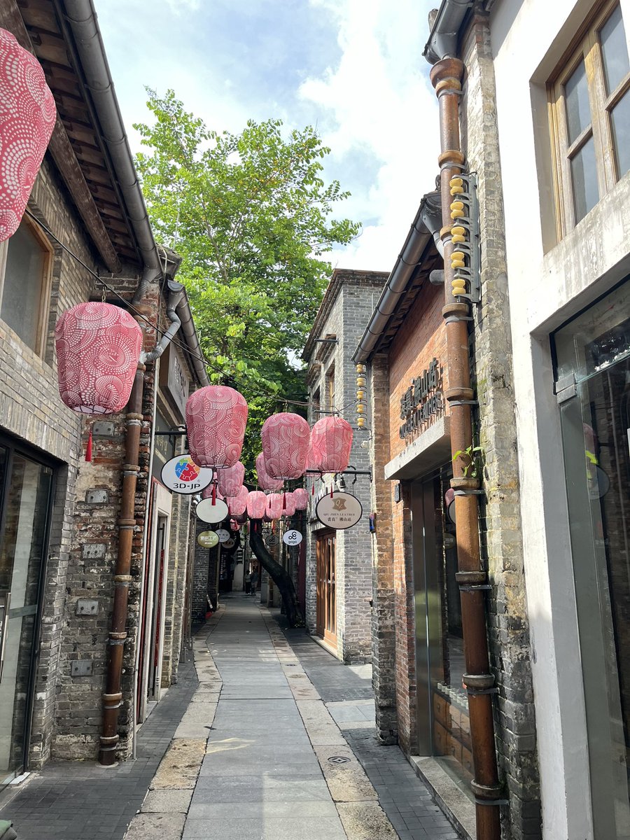 黄推福利内容 - 伍翩翩的精彩图片 福利姬伍翩翩分享的黄推图片3 - 网红私拍内容