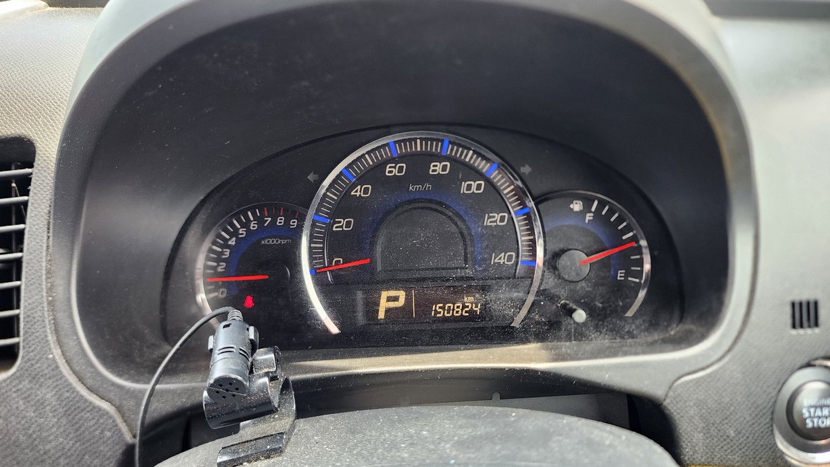 S15_R1129's tweet photo. 15万円で足車欲しい人おらん？
車検R7年10/31まで走行距離15万km
名義変更こっちでするから買ってくれたら即乗って帰れるよ🙆‍♂️
ナビ、ETC、バックモニター付き
エアコン修理済みやから超効く！
不具合はフロントバンパー右側擦り傷 ルーフ塗装死亡
次の車検もこのまま通せると思うけど3N厳守で！ https://t.co/HkoNhwBnbN