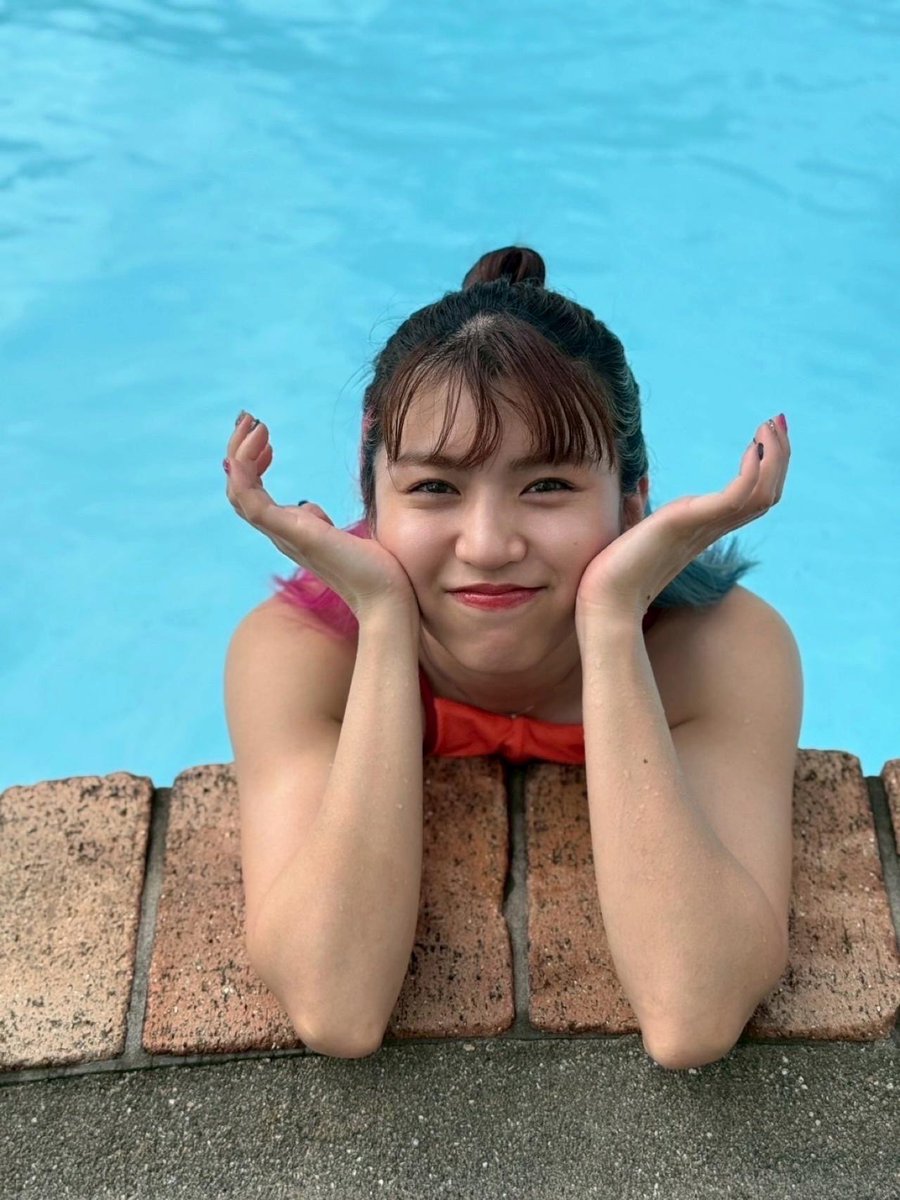 ぱんちゃんページです♡ 太り過ぎw 真正面から撮れない。😹 写真撮る時だけお腹ひっこめたのが