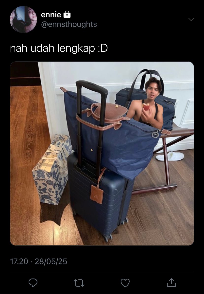lav tweet media