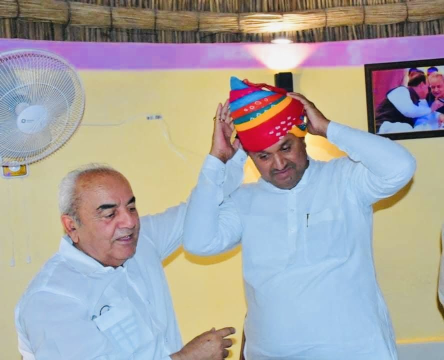 सुखराम बिश्नोई (@mlasanchore) on Twitter photo लोहावट के पूर्व विधायक श्री किसनाराम जी बिश्नोई को जन्मदिन की हार्दिक बधाई एवं शुभकामनाएं।
में ईश्वर से आपके उत्तम स्वास्थ्य और दीर्घायु जीवन की कामना करता हूं।
<a href="/KISHNARAM_MLA/">Kishna Ram Vishnoi</a> लोहावट के पूर्व विधायक श्री किसनाराम जी बिश्नोई को जन्मदिन की हार्दिक बधाई एवं शुभकामनाएं।
में ईश्वर से आपके उत्तम स्वास्थ्य और दीर्घायु जीवन की कामना करता हूं।
<a href="/KISHNARAM_MLA/">Kishna Ram Vishnoi</a>
