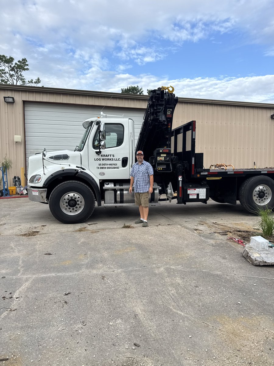 The Log Hauler is ready to haul some logs to the #sawmill, deliver #firewood, dimensional lumber, or #woodslabs, also during slow times, reach out to us if you have some freight that needs to be hauled locally!