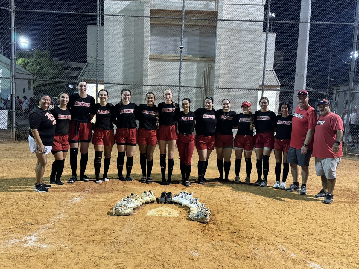 Morgan Holdren tweet media