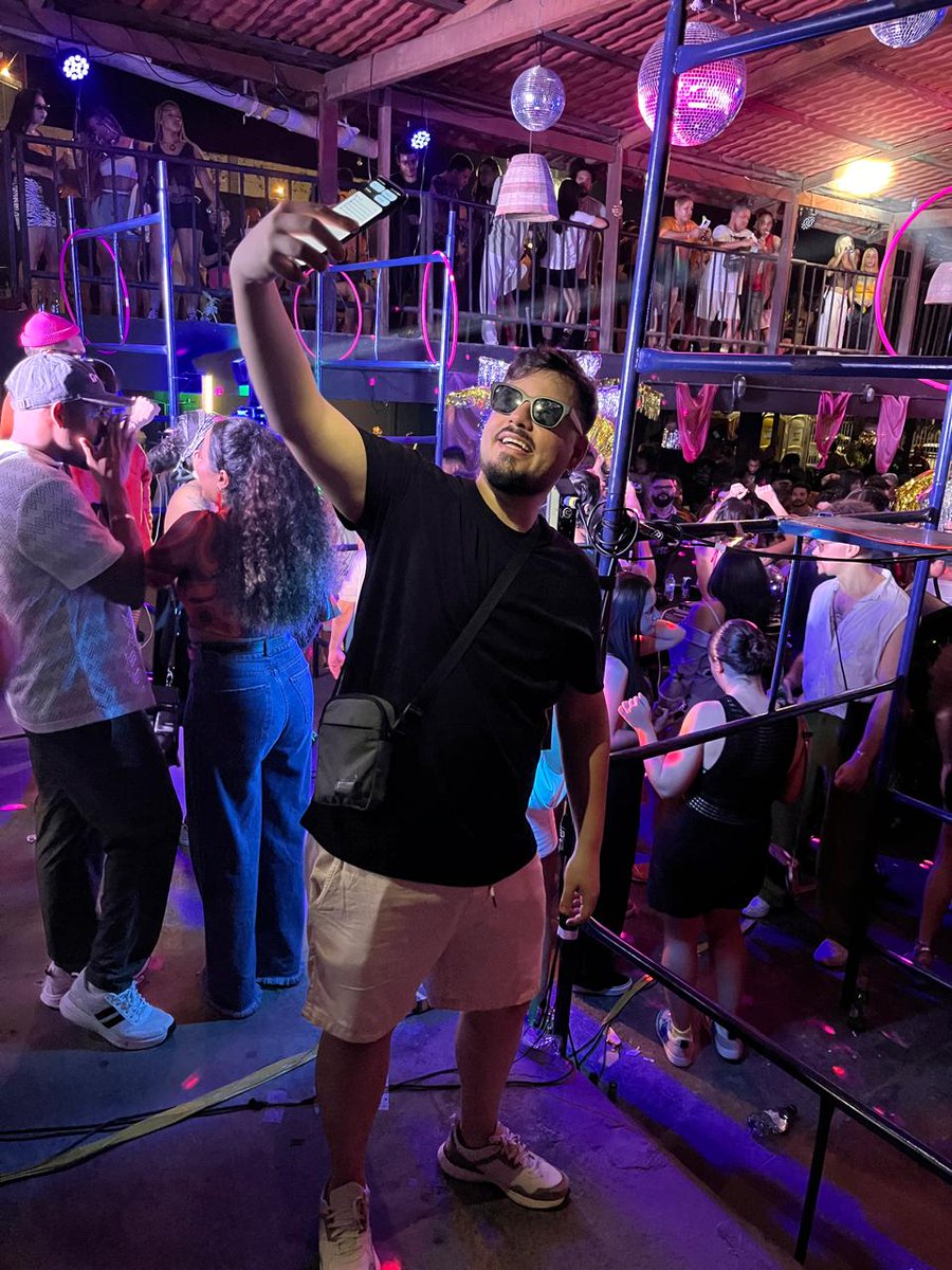 andportelada's tweet image. Eu sou dono da minha própria luz! 
#filosofei