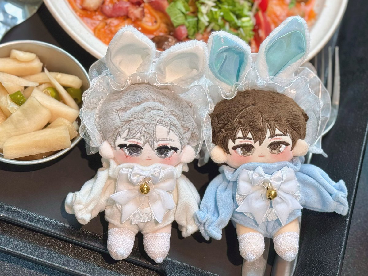 베이비 바니 일태🤍🩵

베이비 슈트+바니 조합 넘 이쁘다..💗