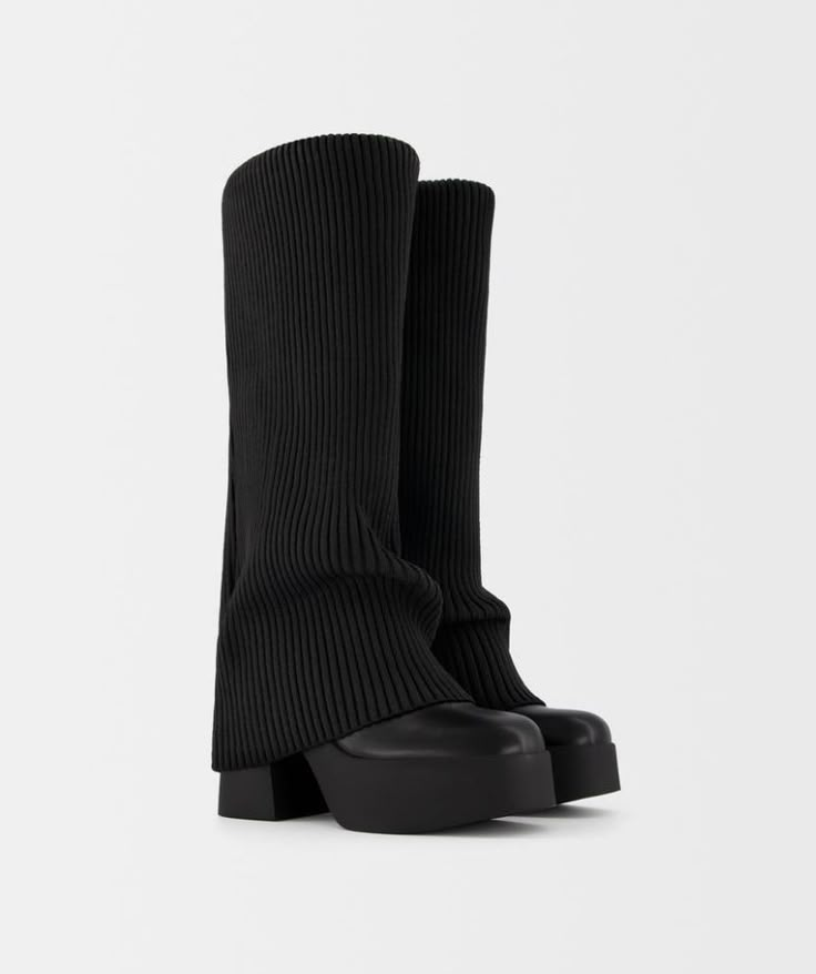 archivedlooks's tweet image. Bershka boots