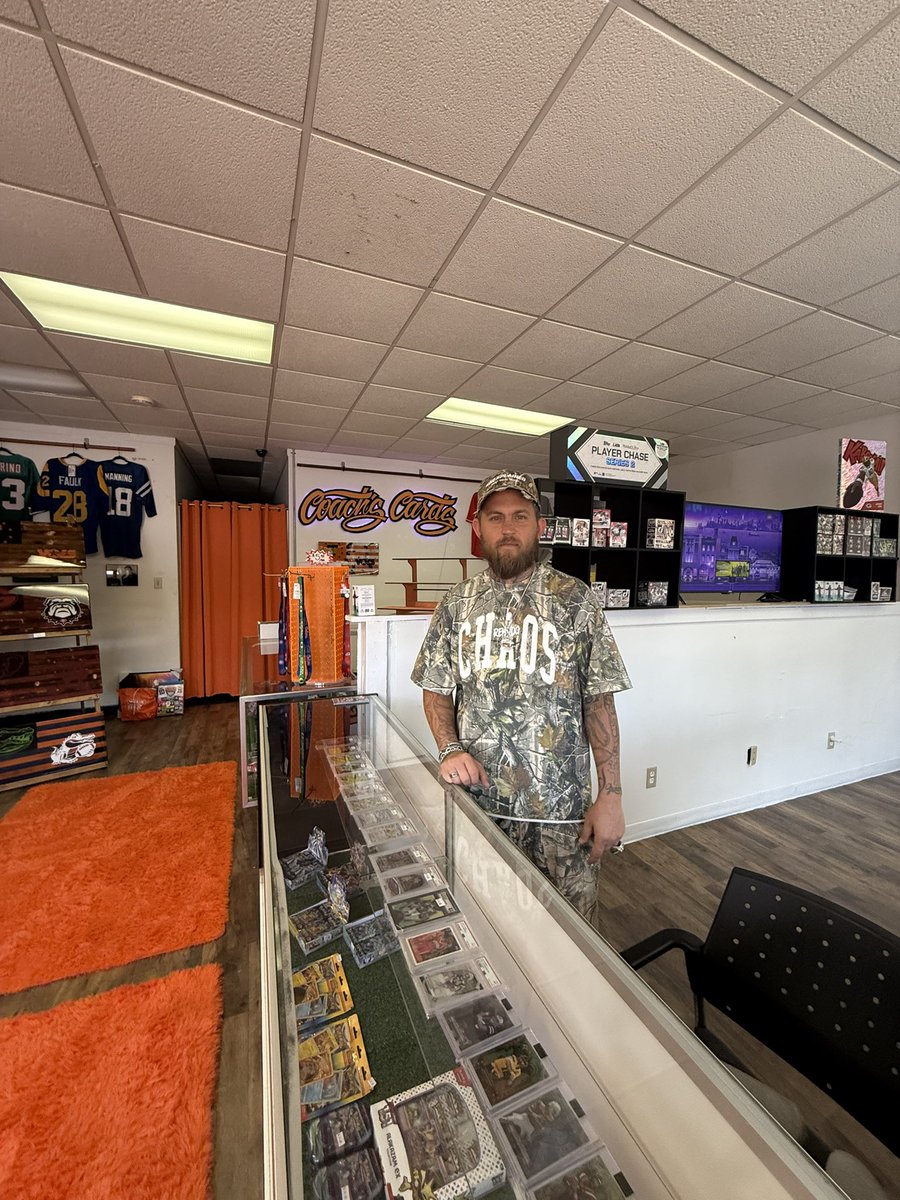 RemingtonYoung's tweet image. Tennessee Card Shop I’ve opened, drove up an dropped off inventory.
You only appreciate a win if you lose, and you only know how successful feels from a failure. -Coach Young