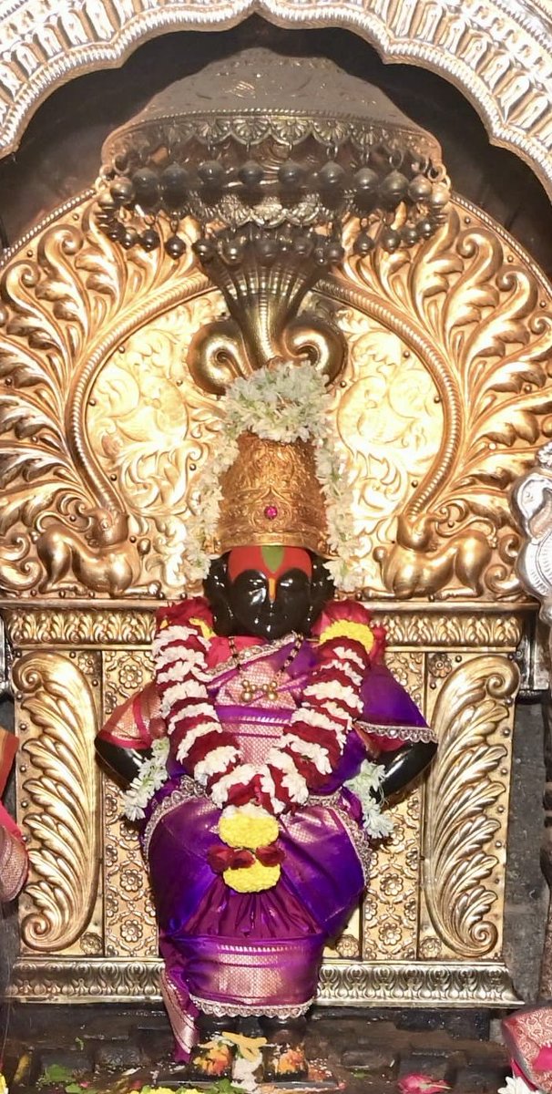 Maharashtra Chief Minister Devendra Fadnavis performs Vitthala-Rukmini Shasakiy Mahapuja at Shri Kshetra Pandharpur🙏

A Traditional Custom where earlier the Kings used to perform Mahapuja at Pandharpur on Ashadhi Ekadashi. In Modern Era, Chief Ministers continue the Tradition🙏