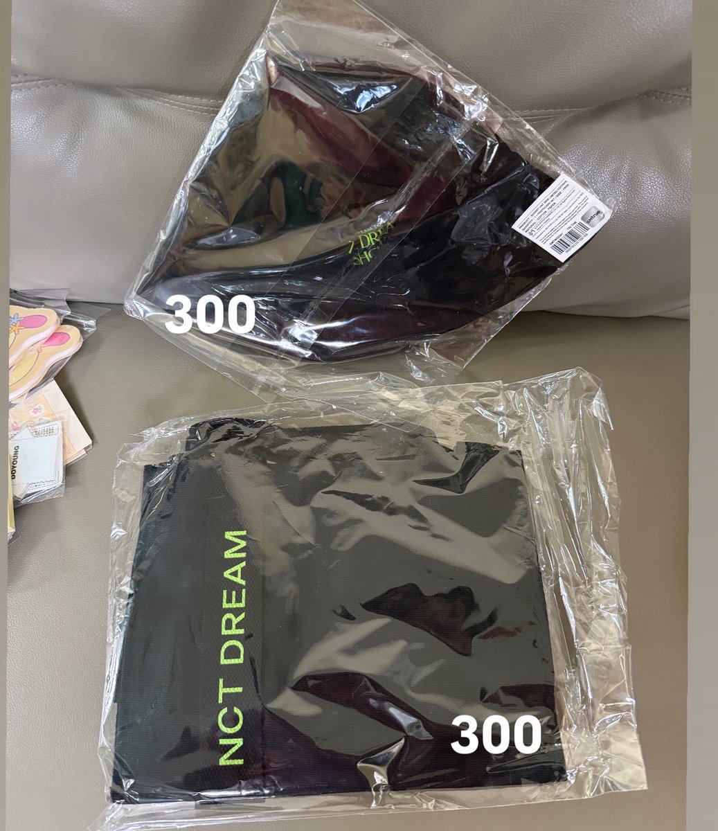 WTS | พร้อมส่ง 

ส่วนใหญ่เป็นของแจมิน แจฮยอน โดยอง 

ราคาตามในภาพ 👇🏻 

📦 ส่ง 40 

#ตลาดนัดnct127 #ตลาดนัดnct #ตลาดนัดnctdream #NCT127 #NCT #NCTDREAM