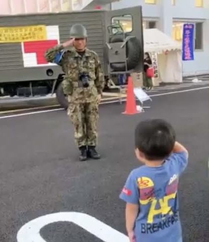 日本の宝は日本の子どもたちだと思う人🖐️