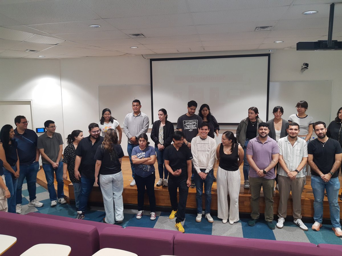 delia_analytik's tweet photo. Soo first we did some basic HPLC courses in Centro de Biotecnologia. Done by the awesome team of Waters Mexico. https://t.co/s9tJtBvbIG