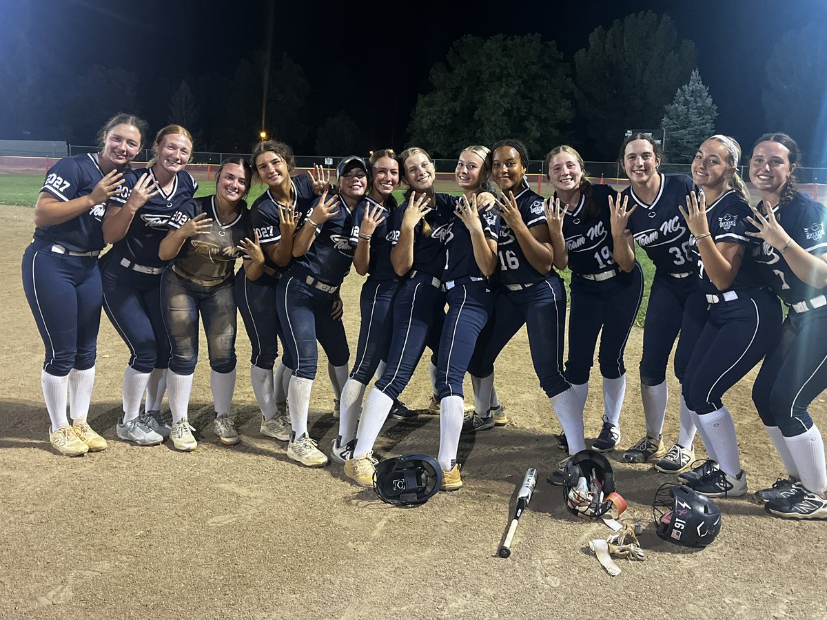 Headed to the final 4 at IDT!

These girls continue to find ways to show up when it matters most!

#finalfour