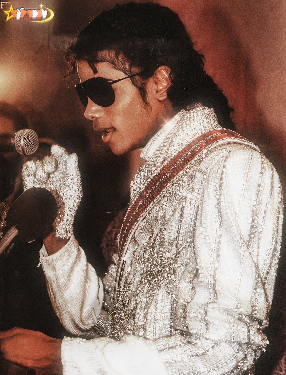 TVTJACKSONS's tweet photo. July 5, 1984 — The day before the Victory Tour kicked off, Michael Jackson changed everything. He spoke up for the fans, donated all his profits to charity, and accepted a special NAACP award for his cultural impact. 👑 #MichaelJackson #VictoryTour #MJHistory https://t.co/zK3OARgN7w