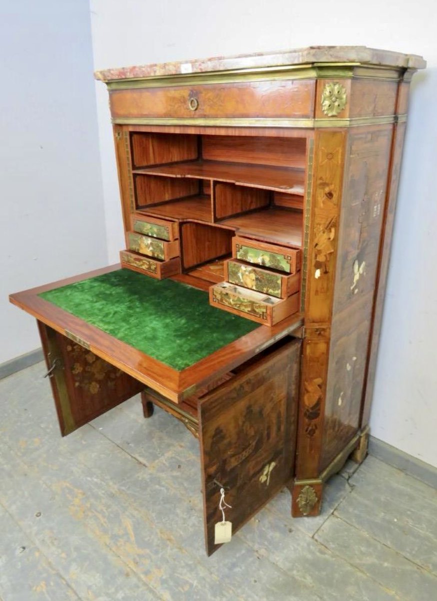 SOLD £1900 in our 4th July Auction