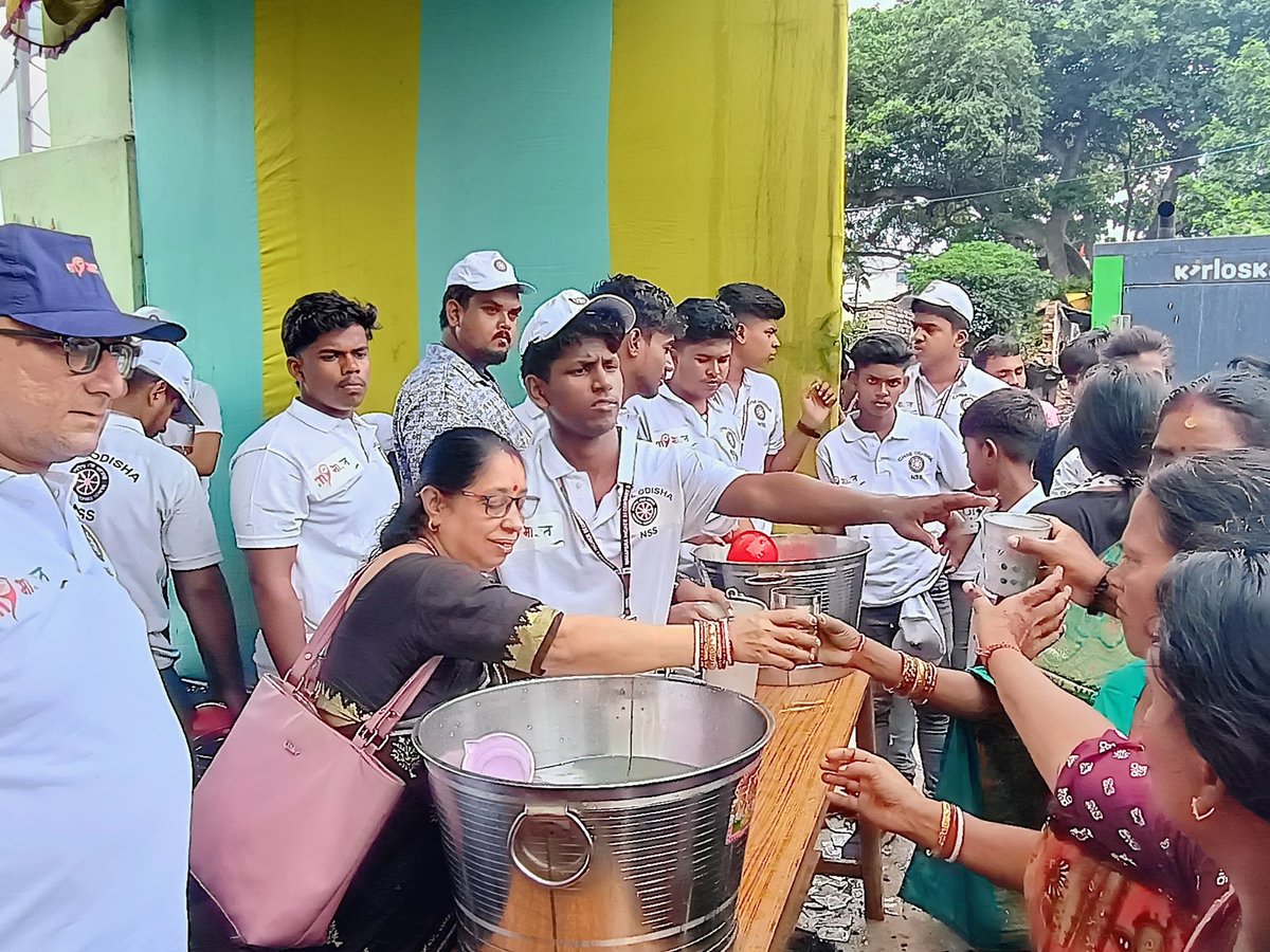 NSS ODISHA / RD Bhubaneswar (@nssbbsr) on Twitter photo First aid service camp and traffic control by NSS volunteers of Council Of Higher Secondary Education,Odisha during Bahuda Rath Yatra Puri Odisha.
<a href="/_NSSIndia/">NSS India</a> <a href="/mansukhmandviya/">Dr Mansukh Mandaviya</a> <a href="/MYBharat_Odisha/">MYBharat Odisha</a> <a href="/mybharatgov/">Mera Yuva Bharat - MY Bharat</a> <a href="/PIBodisha/">PIB Bhubaneswar</a> <a href="/YASMinistry/">YAS Ministry</a> First aid service camp and traffic control by NSS volunteers of Council Of Higher Secondary Education,Odisha during Bahuda Rath Yatra Puri Odisha.
<a href="/_NSSIndia/">NSS India</a> <a href="/mansukhmandviya/">Dr Mansukh Mandaviya</a> <a href="/MYBharat_Odisha/">MYBharat Odisha</a> <a href="/mybharatgov/">Mera Yuva Bharat - MY Bharat</a> <a href="/PIBodisha/">PIB Bhubaneswar</a> <a href="/YASMinistry/">YAS Ministry</a>