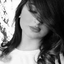 قليلاً من النررجسية..🌸🎶

امشي على هوني وانا هامتي فوق..
وغيري يلاحق خطوتي ماوصل لي ....🎶🎶

😍😍😍😍😍