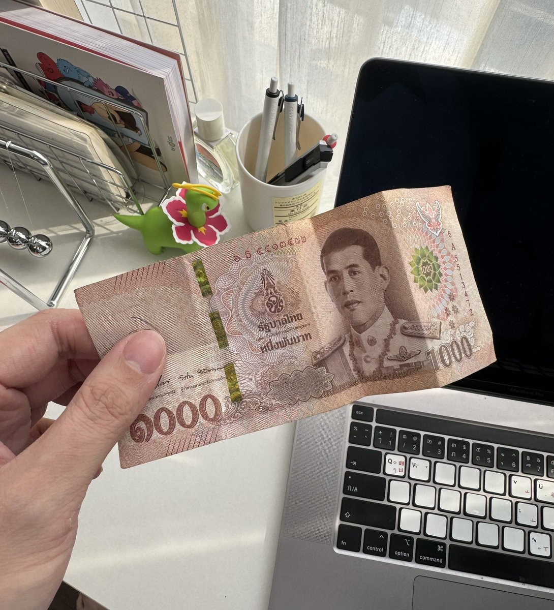 แจก 1,000บาทท ให้ฟลวไปช็อป 7.7 กันน๊า
กติกา: รีต้นโพสท์ +ทวิตข้างล่าง 'ใต้โพสนี้'เบยย⭐️
รางวัล 5ร้อย 2คนค้าบบ 
—-ᴊᴜʟʏ ɢɪᴠᴇᴀᴡᴀʏ
ประกาศ 9กค ค้าบผม มาเล่นกันน๊า