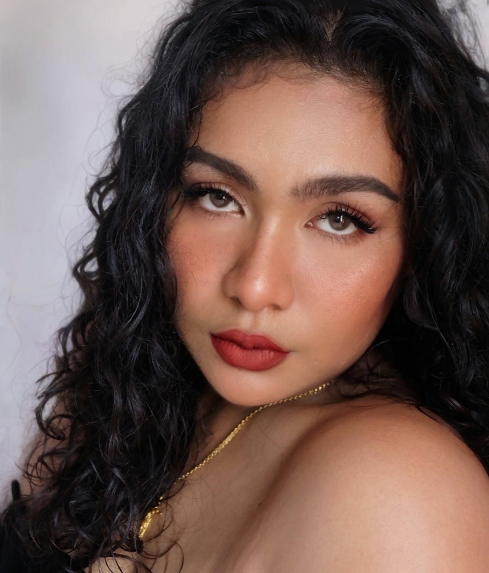 ecnairs's tweet image. 🧛‍♀️