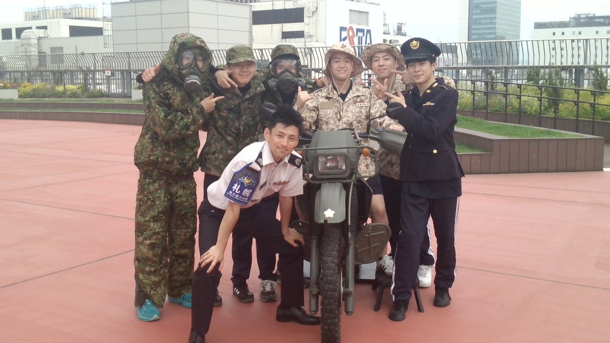 sapporo_PCO's tweet image. ＃北海高校剣道部　＃自衛隊　＃ステラプレイス

まもるちから2025、１６時までやってます。

\元気いっぱいだぜ！！/