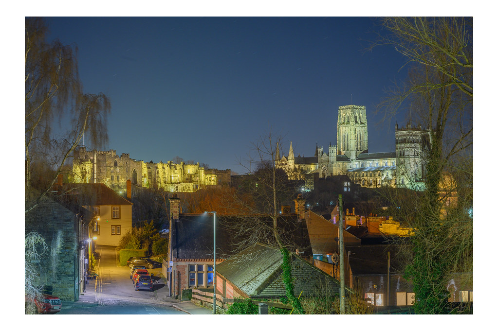 IanSanderson_'s tweet photo. Durham at Night 

Taken from Station bridge on a cold January night.  Love the play of the layer of the city leading up to the Cathedral and Castle. 

#landscapephotography 
#LongExposure
#NightPhotography
@ThePhotoHour https://t.co/S7jCBgEEiN
