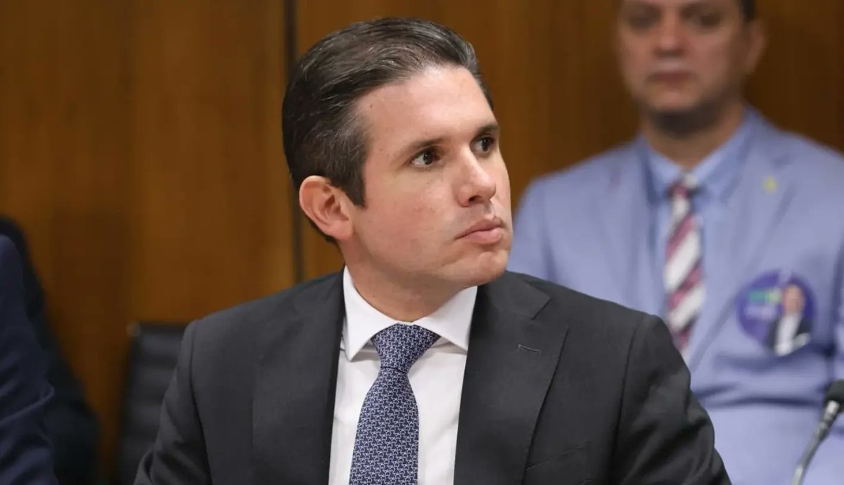 BrasilPost13's tweet image. URGENTE:
O encantador de otários sentiu. 🤣

Após o povo acordar e exigir o fim das mamatas, Malafaia ameaça sair do Brasil: "Não vou pagar imposto, saio do país e levo todos os meus fiéis comigo, mas não pago um centavo, esbravejou" ... 🤮 👇