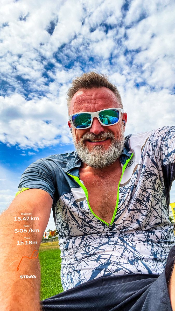 Neděle, před obědem 😉😎🏃

Trénink:
10 km svižně, po zátěži 
#behani #nastezce #sportigocz