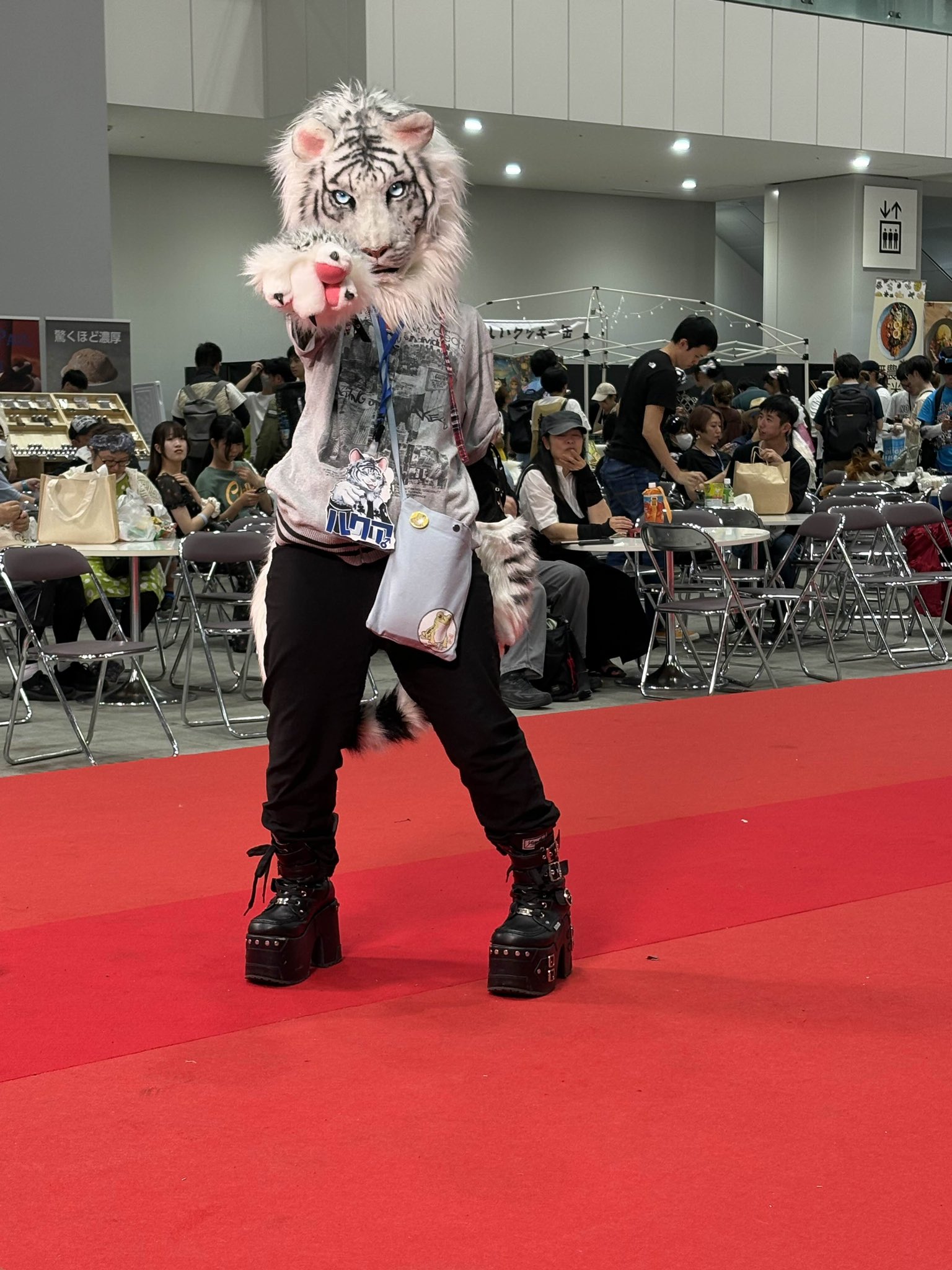フーディー くるみ様 楽天市場】送料無料 男女兼用 ファングル 稲荷様パーカー 篠崎