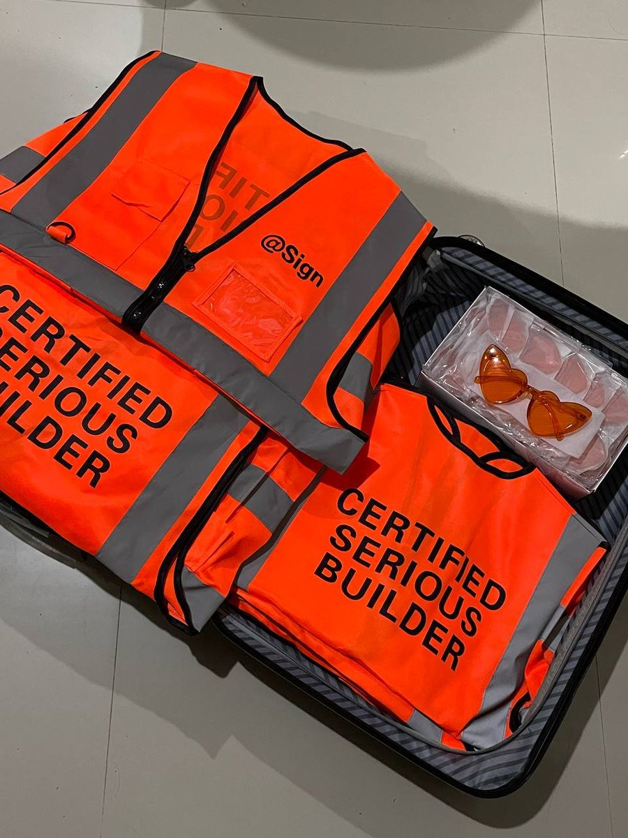 Others are CHASING
Others are STUMBLING 
Others are FUDDING

While here on <a href="/sign/">Sign</a> we're just chillin' and building to make CRYPTO useful again 🦺🧡