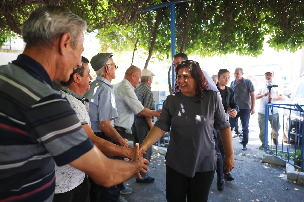 Koçarlı Belediye Başkanımız Sn. Özgür Arıcı ve ilçe başkanımız Sn. Hasan Akın, Çulhalar Mahalle Muhtarımız Sn. Bilgin Sözen ile birlikte Çulhalar Mahallesi’nde vatandaşlarımızla buluştuk.

Aydın’ımız için birlik ve beraberlik içerisinde çalışmaya devam edeceğiz.