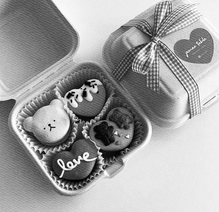 Cempaka (@kupulara) on Twitter photo แ
แ
แ
โ โ โ ๐๐๐ช-๐จ๐๐ฃ๐ ๐ฉ๐ค <a href="/Larandana/">Rinai Barat.</a>
Contains cute shaped macarons.โ
แ
แ
แ
แ
แ
โ โ โ ๐๐๐ช-๐จ๐๐ฃ๐ ๐ฉ๐ค <a href="/Larandana/">Rinai Barat.</a>
Contains cute shaped macarons.โ
แ
แ