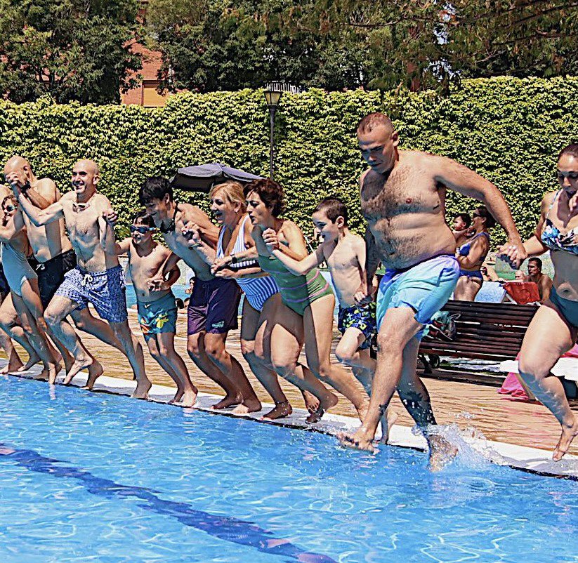 Núria Fdez i Galofré ll*ll (@nuriolfarma) on Twitter photo 🌊 Avui ens hem tornat a mullar per l’#EsclerosiMúltiple a les Piscines del Parc Central! Un any més, des de <a href="/ajsantcugat/">Aj. Sant Cugat</a> i la Regidoria de Salut ens adherim al #Mullat amb @Femultiple per donar suport i visibilitat. 💧 #SantCugat 🌊 Avui ens hem tornat a mullar per l’#EsclerosiMúltiple a les Piscines del Parc Central! Un any més, des de <a href="/ajsantcugat/">Aj. Sant Cugat</a> i la Regidoria de Salut ens adherim al #Mullat amb @Femultiple per donar suport i visibilitat. 💧 #SantCugat