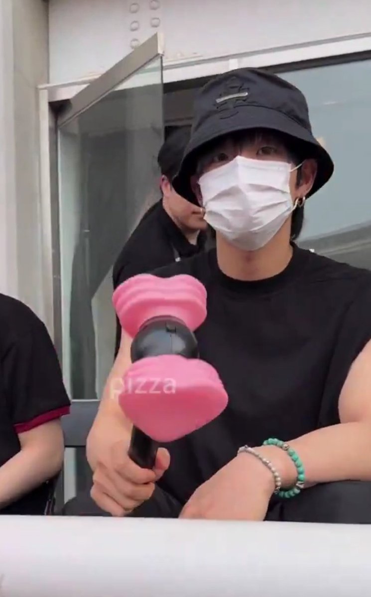 jihoon, my #1 blink!!