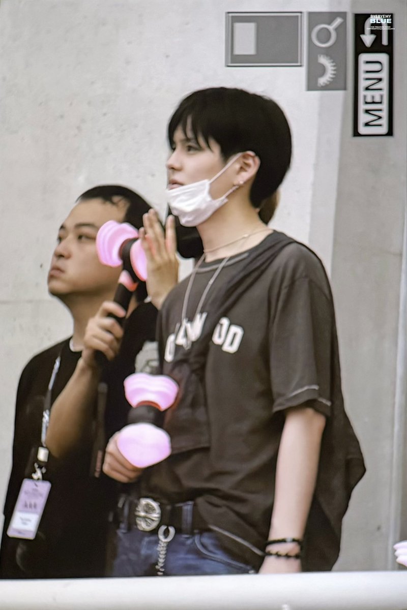byebyemyblue515's tweet image. 250706 DEADLINE ๊ณ ์
#์์ #YOSHI #ใจใท #้ๆฌ่ณๅ
ธ
#ํธ๋ ์ #TREASURE #ใใฌใธใฃใผ
