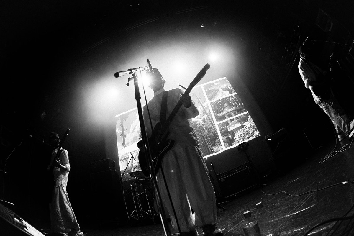 2025.7.5(Sat.)
サマーロイド - Summeroid -
@ 渋谷WWW

——

フィクションの中にしか存在し得ないような理想の夏が、昨日の渋谷WWWには、現実のものとして確かに有った

来てくれたみんな、本当にありがとう！
これからも夏とCrab 蟹 Clubをよろしくお願いします

——

最高の写真たち：＠_yuuukiii13