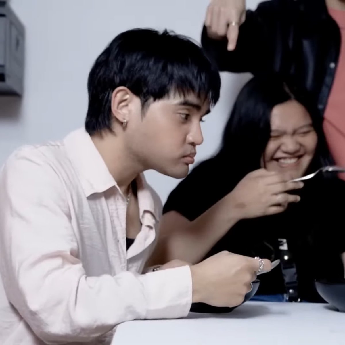 ɪᴛʟᴏɢ ɴɪ ᴘᴀʙʟᴏ 🥚 (@olbapologist) on Twitter photo BAT NYO KASI GINUGUTOM YUNG CEO??!🤣🤣🤣🤣 HAHAHAHAHAHAHAHAHAH PABLO!!! 🤣🤣🤣🤣🤣
<a href="/SB19Official/">SB19 Official</a> #SB19 BAT NYO KASI GINUGUTOM YUNG CEO??!🤣🤣🤣🤣 HAHAHAHAHAHAHAHAHAH PABLO!!! 🤣🤣🤣🤣🤣
<a href="/SB19Official/">SB19 Official</a> #SB19