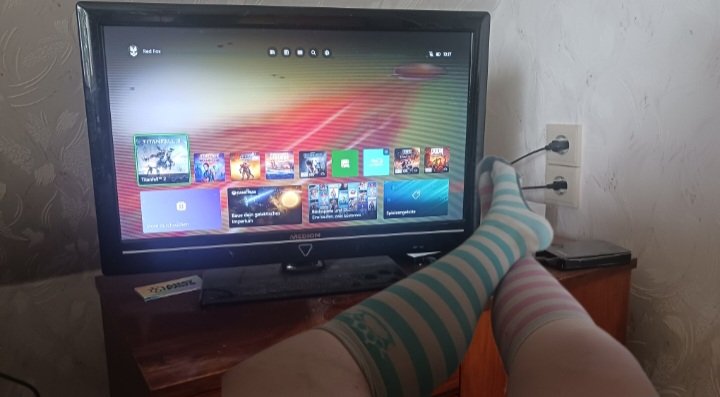 Gayming Time
#UwU #OwO #Germanfurry #Crossdresser #femboy 
twitch.tv/Kleptifux_1337…!