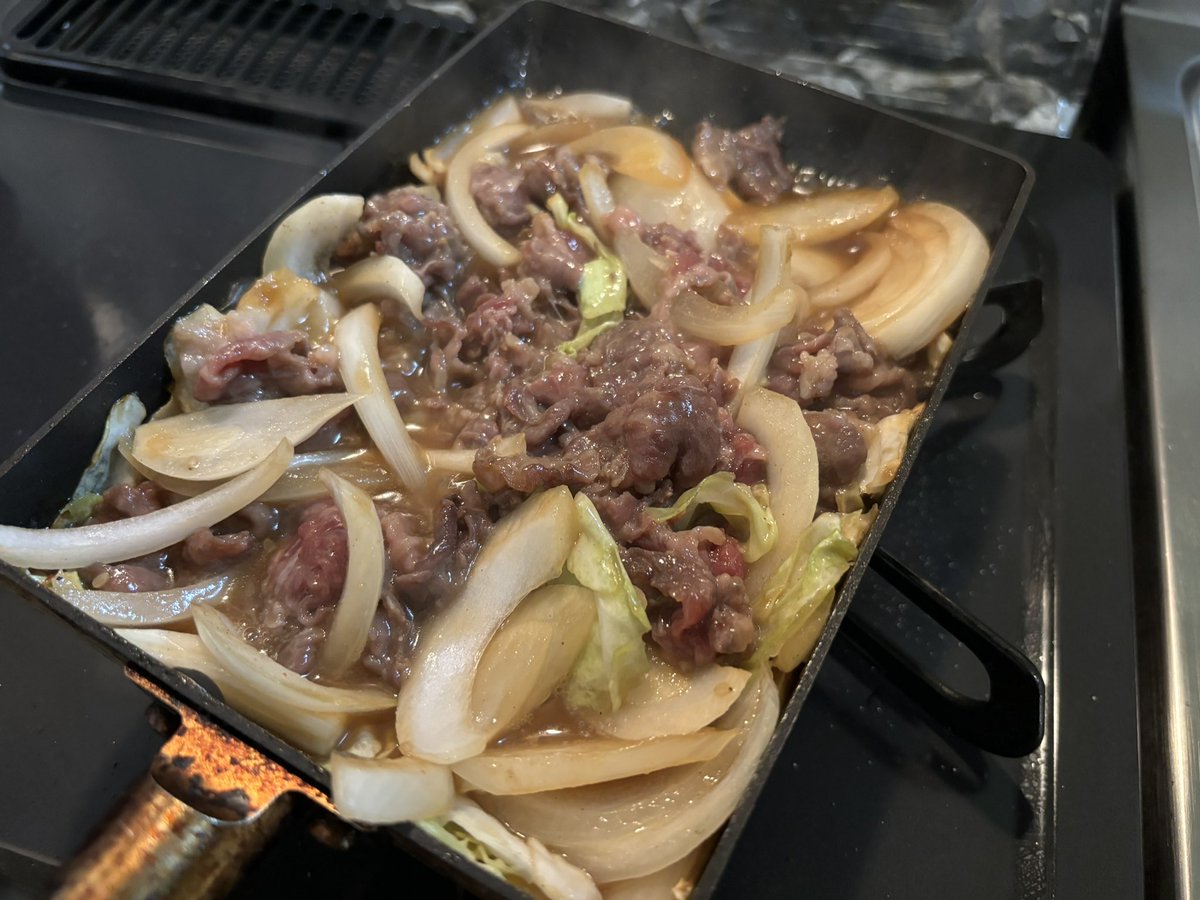 JapaneseFood045's tweet photo. 晩酌おつまみ

キャベツ��タマネギの牛肉焼き肉炒め https://t.co/HPH5ySQlVa