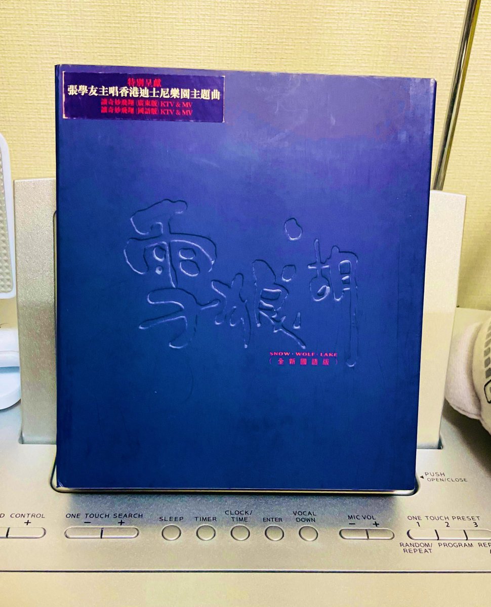 THE DOGS' OLYMPICS by マウリ・クンナス　洋書 71BlO2NFwCL.jpg