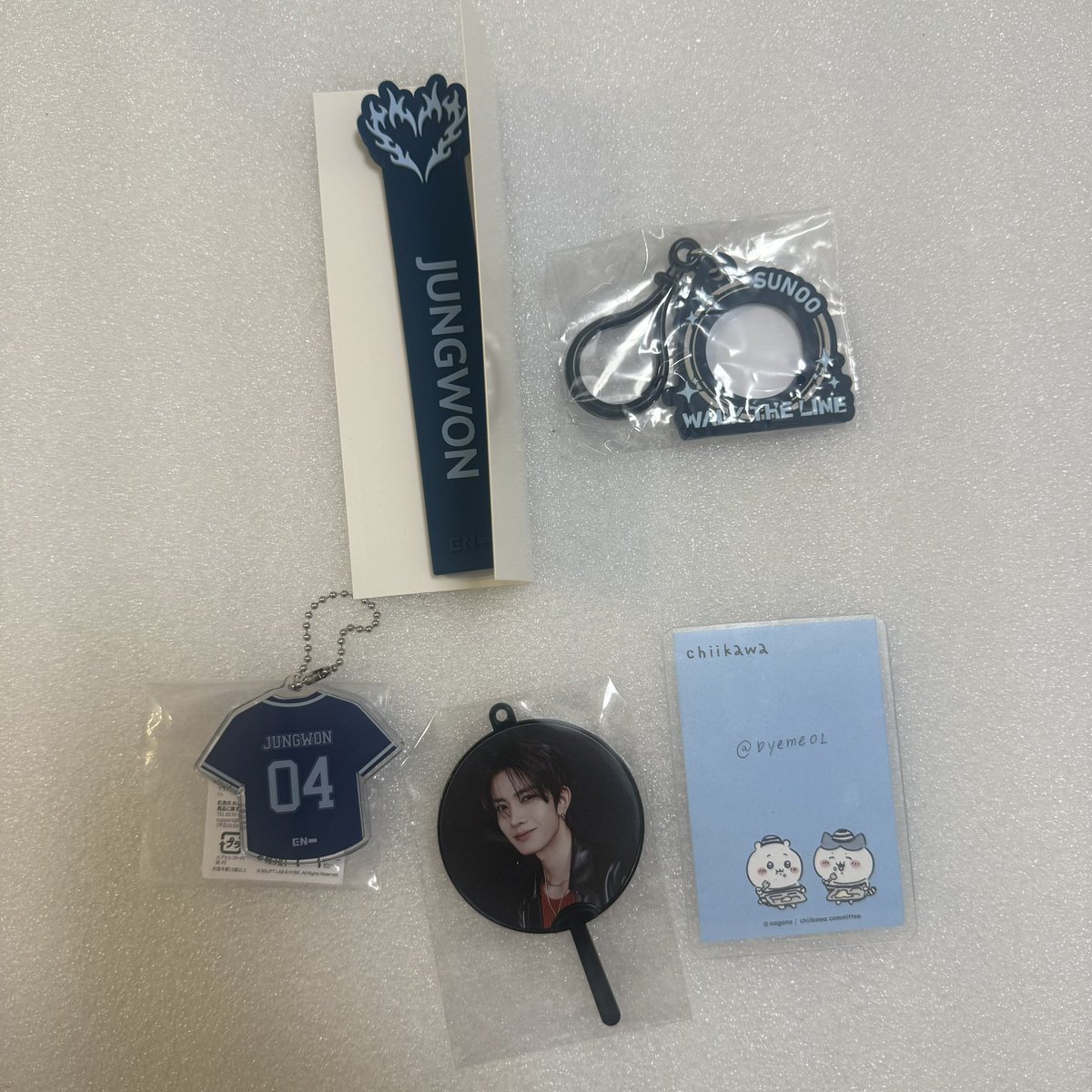 byeme01's tweet photo. 【交換】ENHYPEN カプセルトイ 

譲　画像のもの
求　同種ソンフン（ジョンウォンキーホルダーは同種ENHYPEN）

京王アリーナで交換希望です。
よろしくお願いいたします🙇🏻‍♀️ https://t.co/VuF3rI90NF