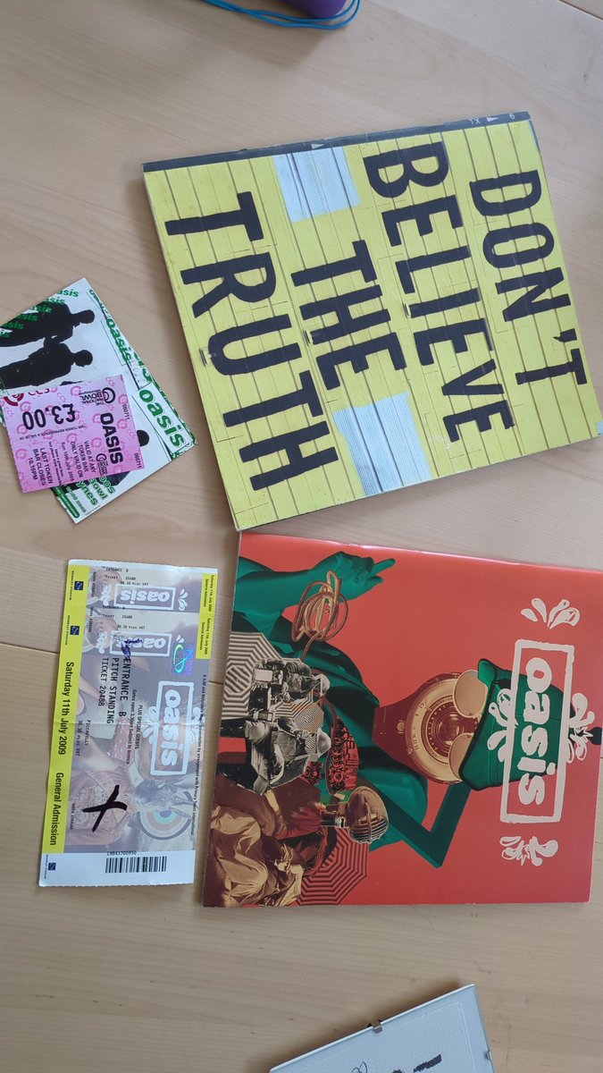 Counting down the days until I can add to this and see them again. 

Can. Not. Wait. 
#oasislive25 #wembley